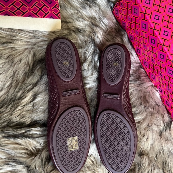 Brand new in box Boudreaux Tory Burch flats! Burgundy shoes - Picture 4 of 8